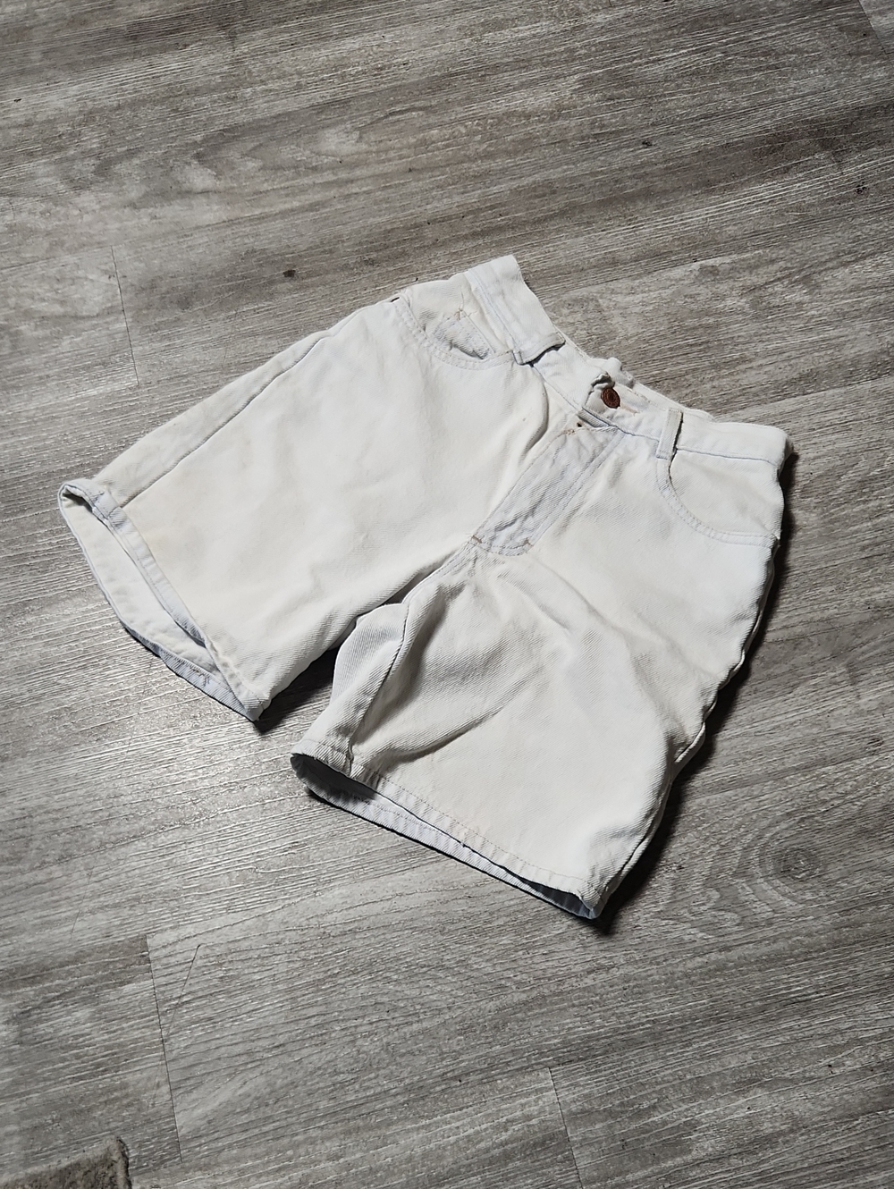Lot Of 1 LEE & 2 LEVIs Womens Denim Shorts - Picture 3 of 3